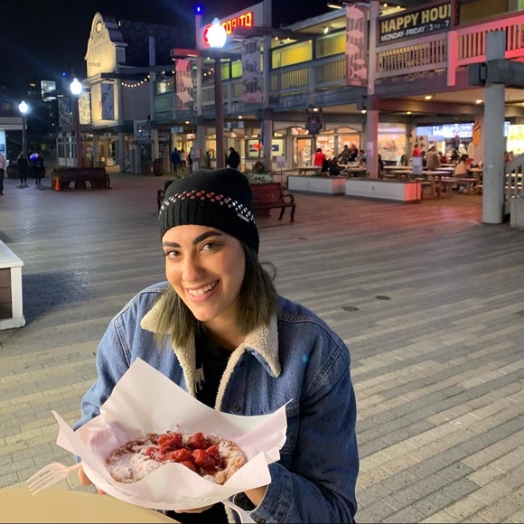 Meet your Posher, Kathy - Picture 2 of 2